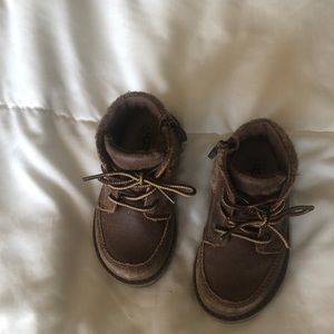 Little boys fur lined Ugg boots